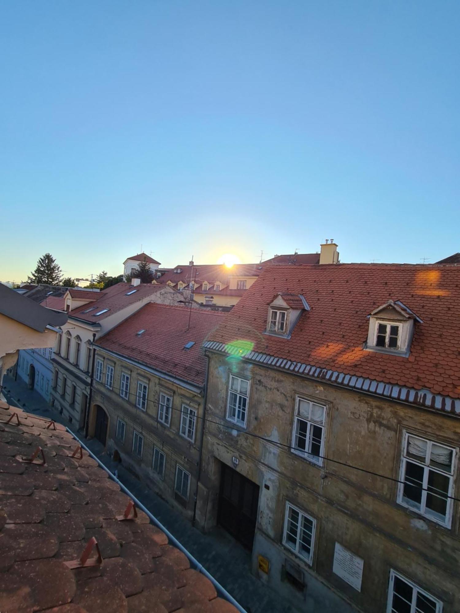 Old Town Cabin Apartment Zagreb Exterior foto